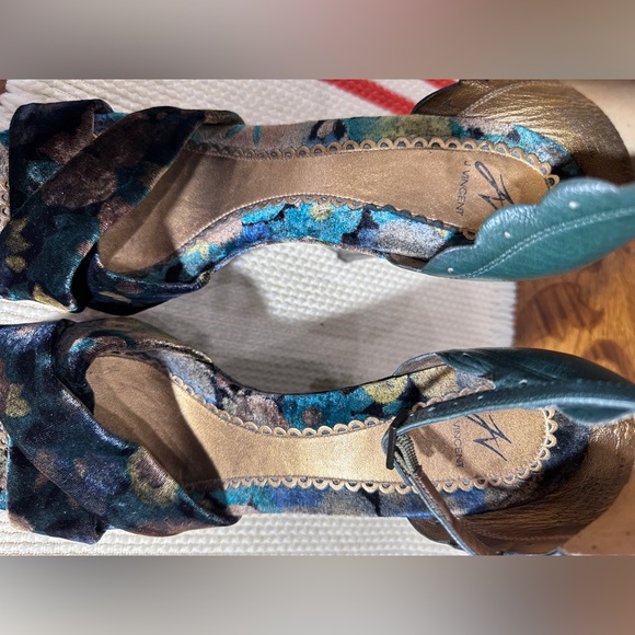J. Vincent Crushed Velvet Wedge Sandals Size 8.5M – Teal Green Leather Heels - Picture 12 of 16